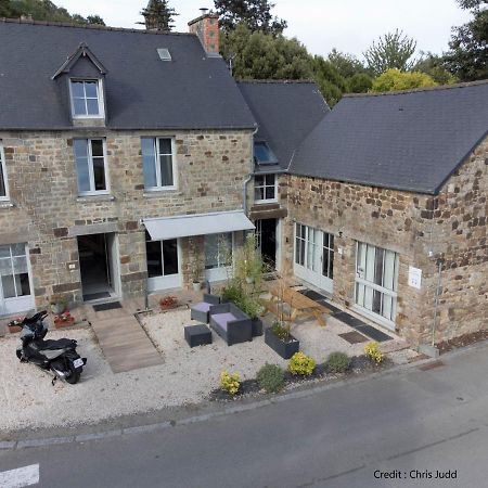 Gites Les 2 Hermines Mont-Dol Exterior photo